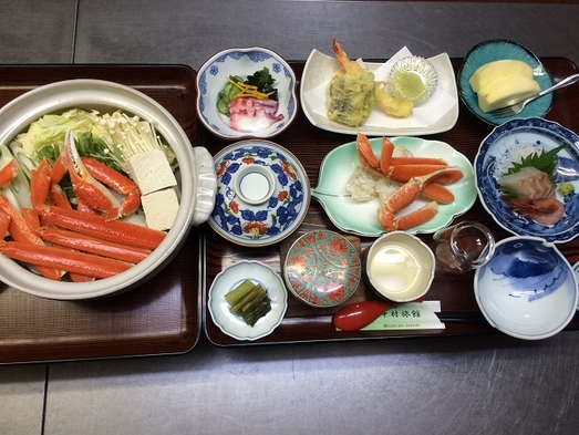 信州の温泉でカニ料理！　北海道網走港直送・ズワイカニの【お手軽】プラン